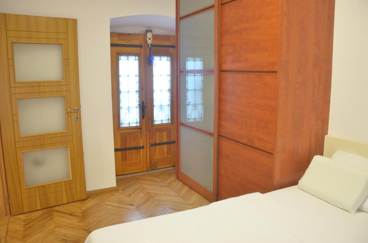 Portun II Appartement Budva Buitenkant foto