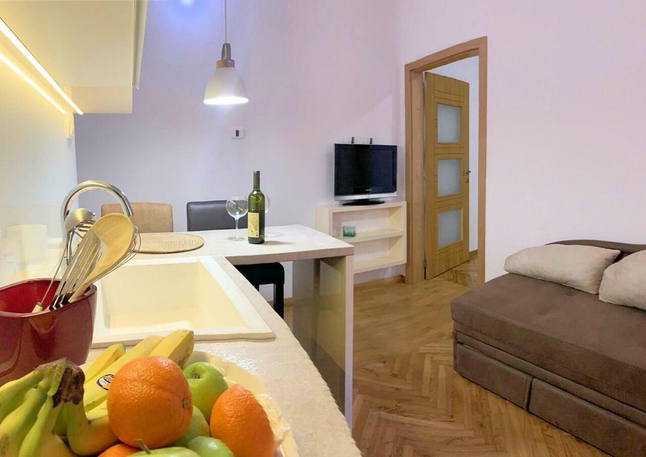 Portun II Appartement Budva Buitenkant foto